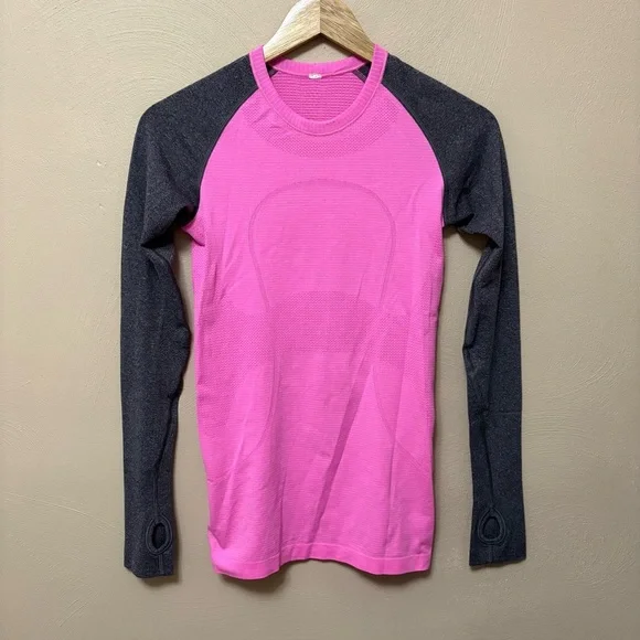 Lululemon Swiftly Tech Long Sleeve Pink Grey Gray Sleeve
Combo Size 4 - Picture 2 of 8